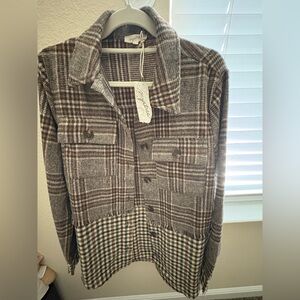 Mystree Plaid Plaid button down Shacket- Small